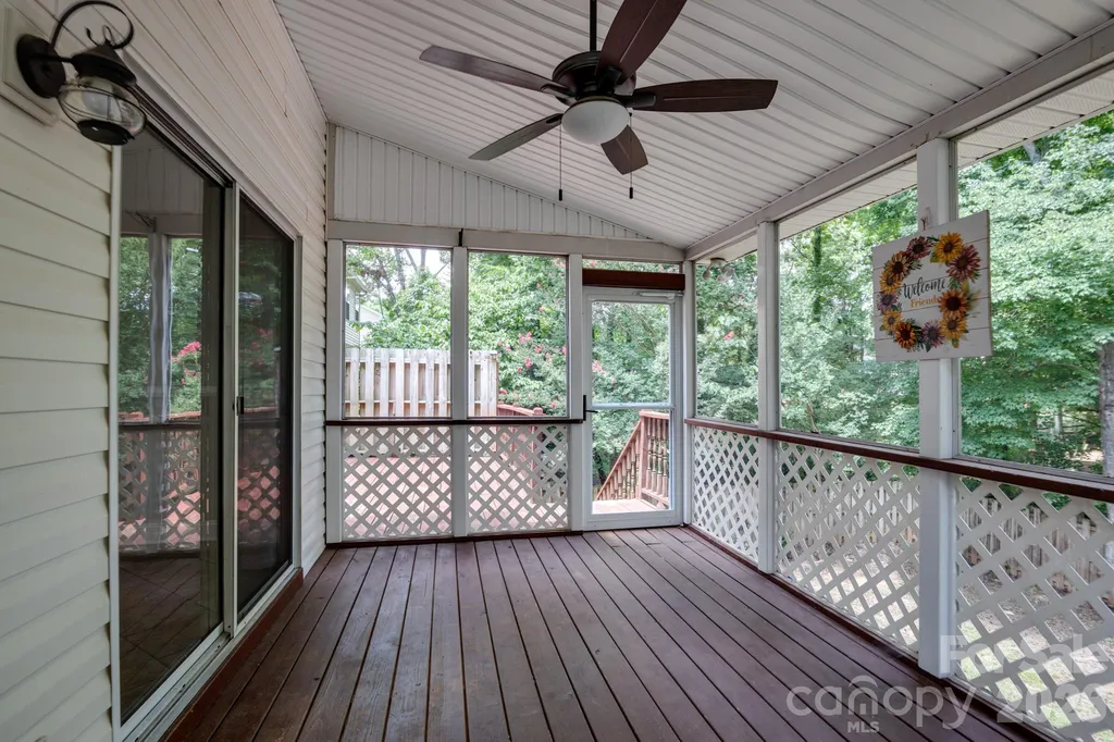 9406 Golden Pond Drive Charlotte NC 28269