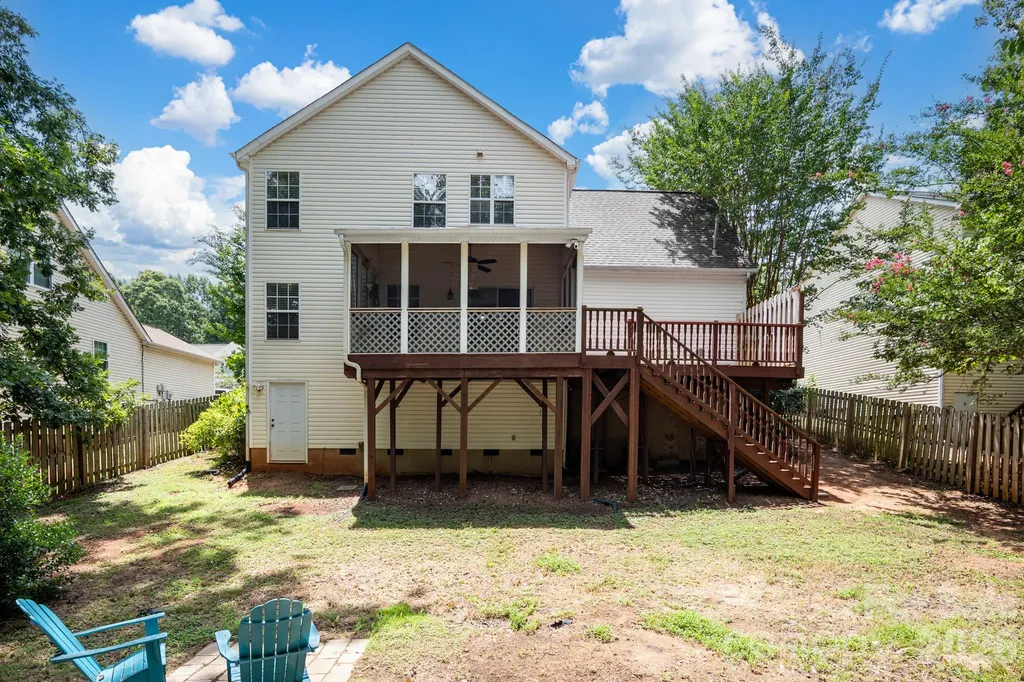 9406 Golden Pond Drive Charlotte NC 28269