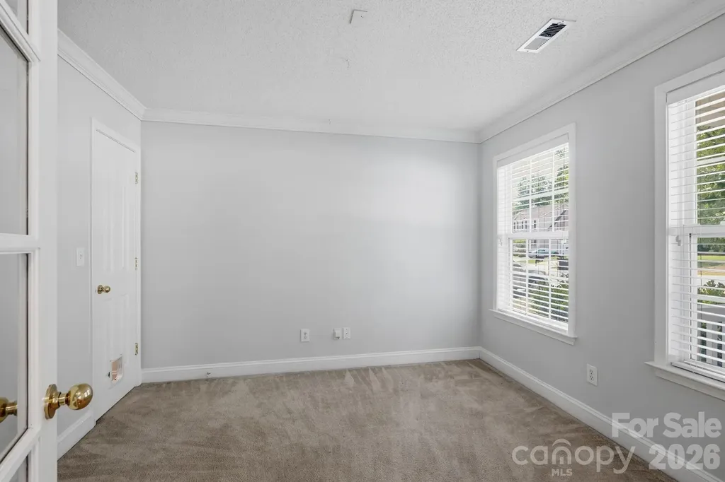 9406 Golden Pond Drive Charlotte NC 28269
