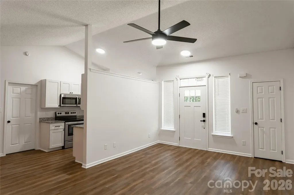 5423 Timbertop Lane Charlotte NC 28215