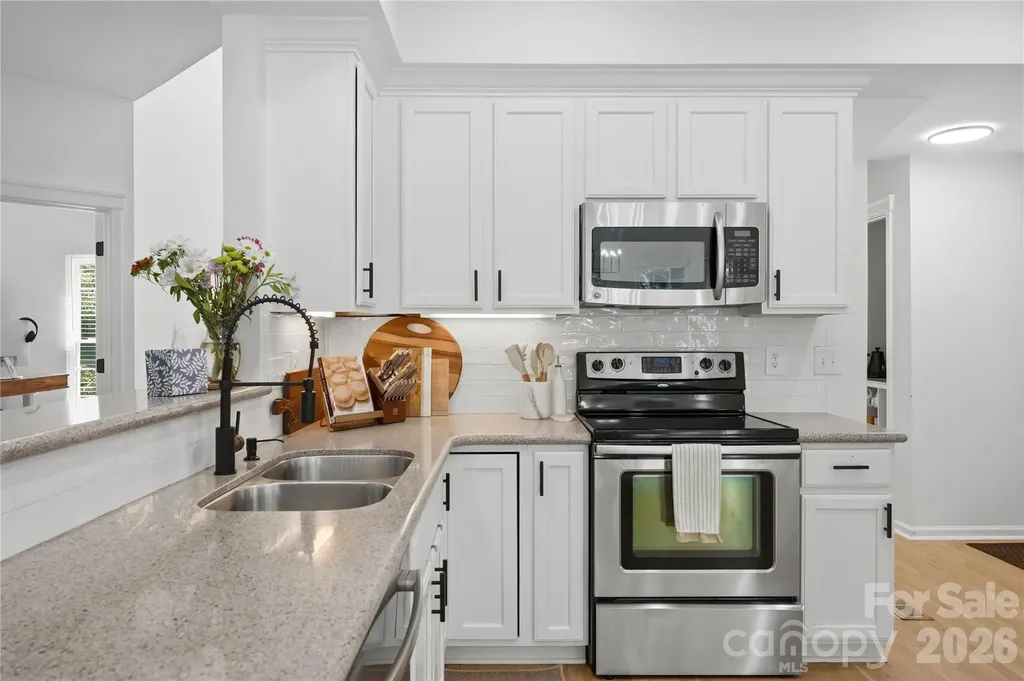 12312 Greenway View Court Charlotte NC 28278