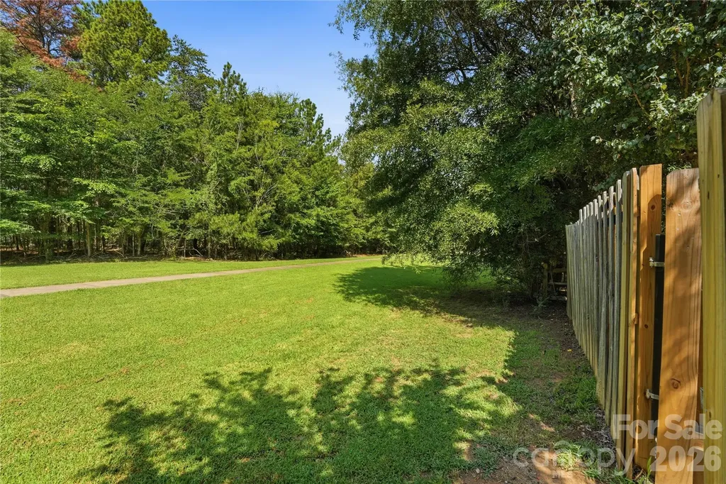 12312 Greenway View Court Charlotte NC 28278