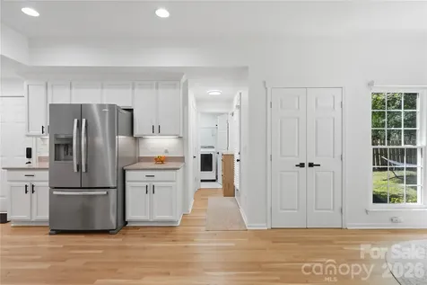 12312 Greenway View Court Charlotte NC 28278