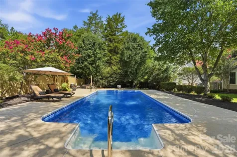 12312 Greenway View Court Charlotte NC 28278