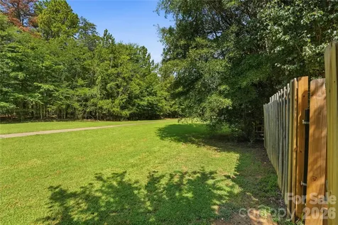 12312 Greenway View Court Charlotte NC 28278