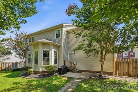 12312 Greenway View Court Charlotte NC 28278