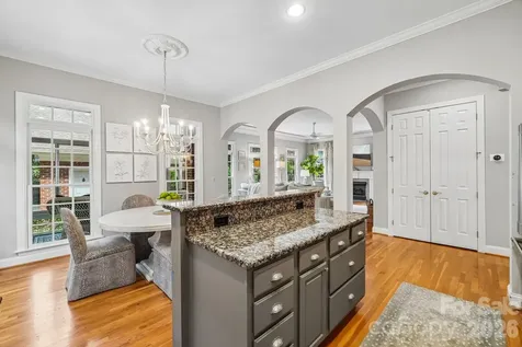 5401 Haynes Hall Place Charlotte NC 28270
