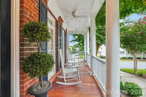 5401 Haynes Hall Place Charlotte NC 28270