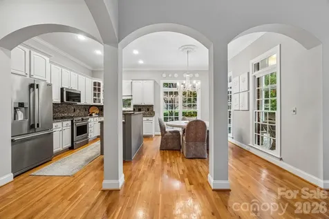 5401 Haynes Hall Place Charlotte NC 28270