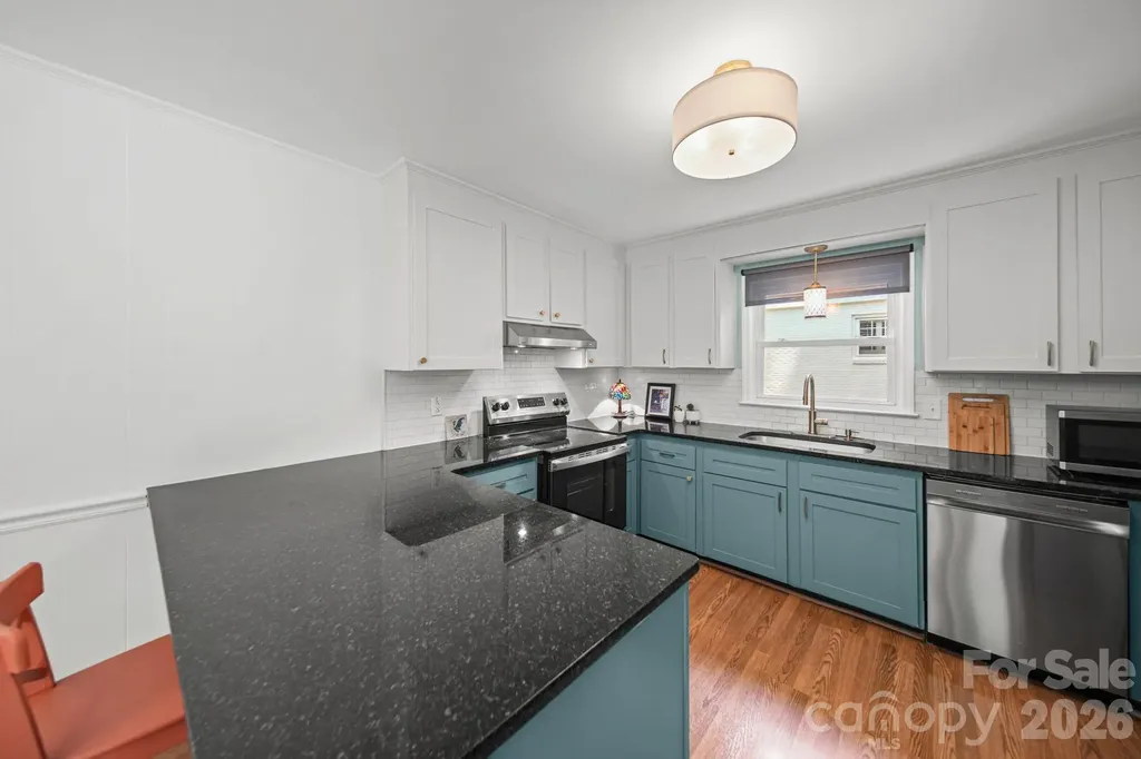 7107 Sherbourne Drive Charlotte NC 28210