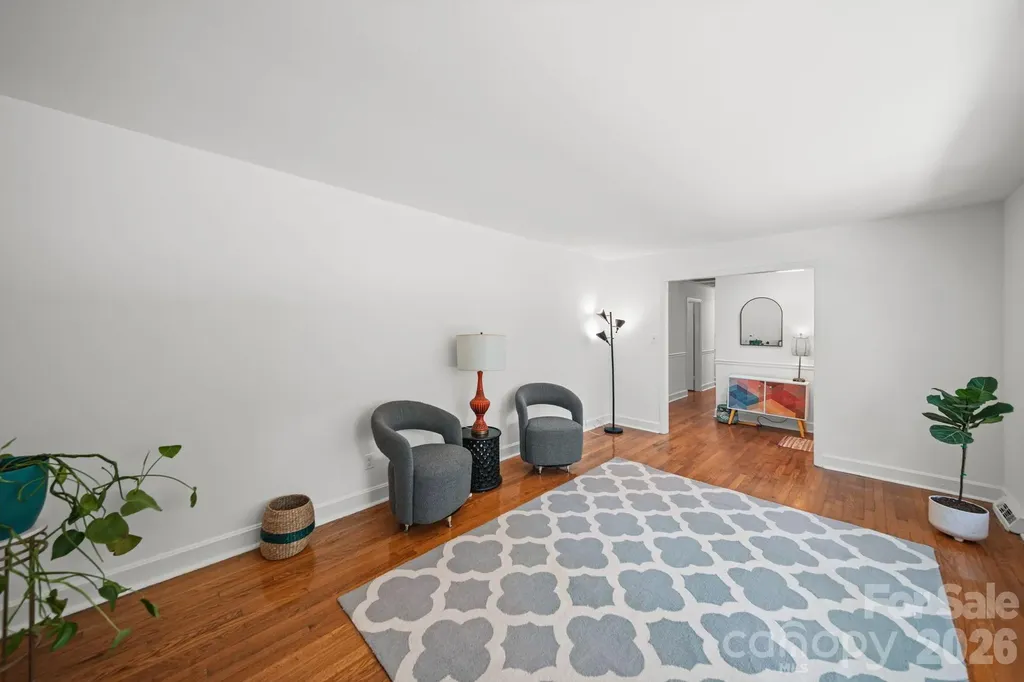 7107 Sherbourne Drive Charlotte NC 28210