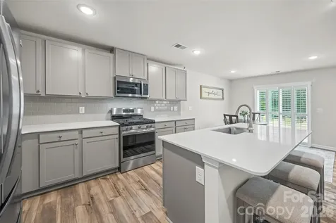 1183 Blackburn Circle Edgemoor SC 29712