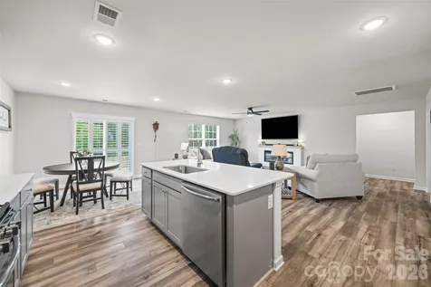 1183 Blackburn Circle Edgemoor SC 29712