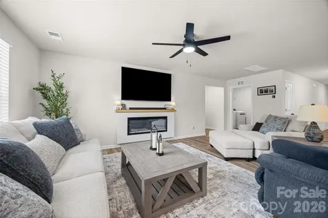 1183 Blackburn Circle Edgemoor SC 29712