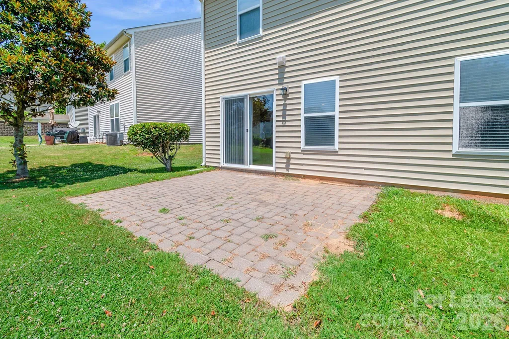 2937 Westbury Court Dallas NC 28034