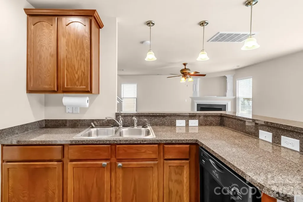 2937 Westbury Court Dallas NC 28034