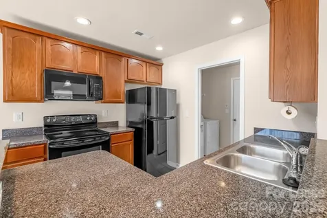 2937 Westbury Court Dallas NC 28034