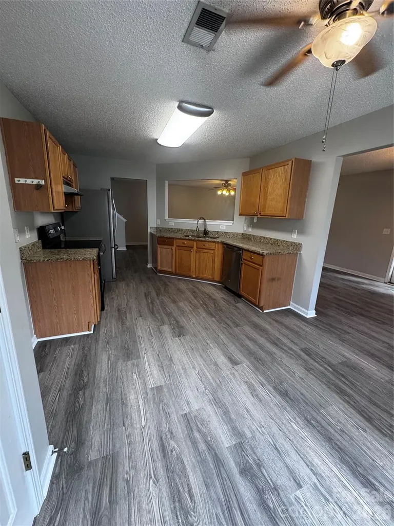 6528 Forest Cross Drive Charlotte NC 28216