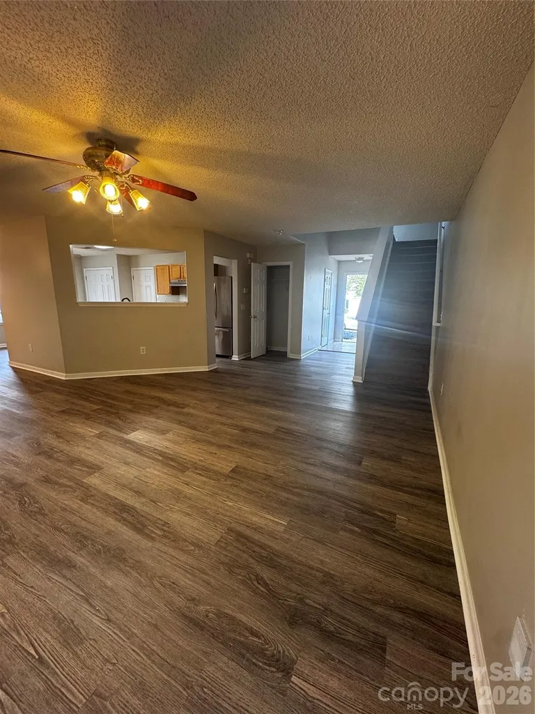 6528 Forest Cross Drive Charlotte NC 28216