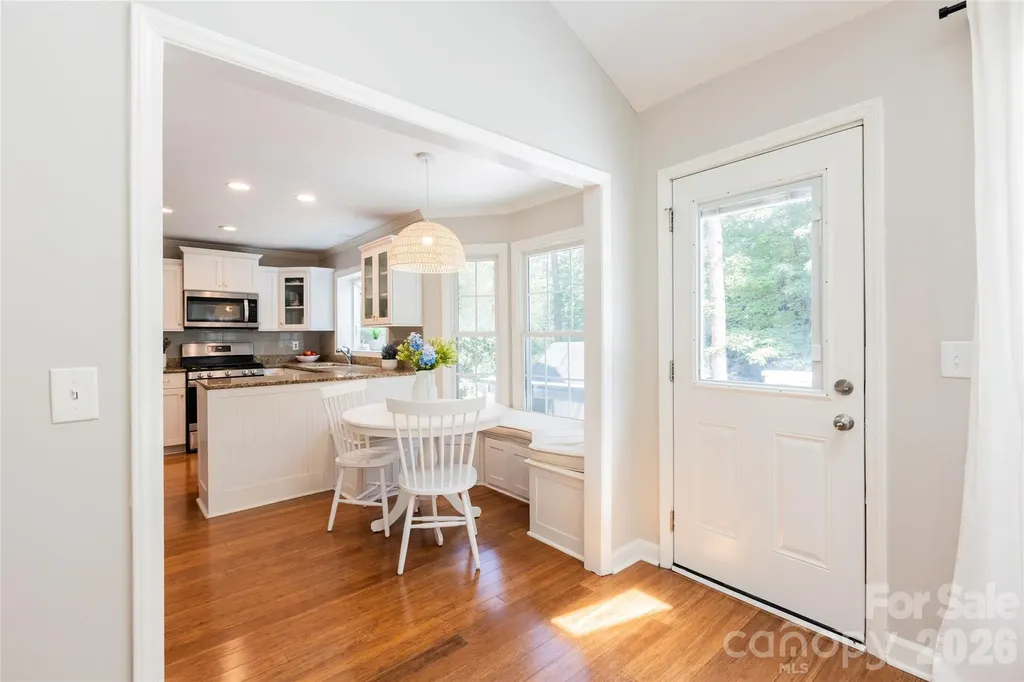 9613 Fairmead Drive Charlotte NC 28269