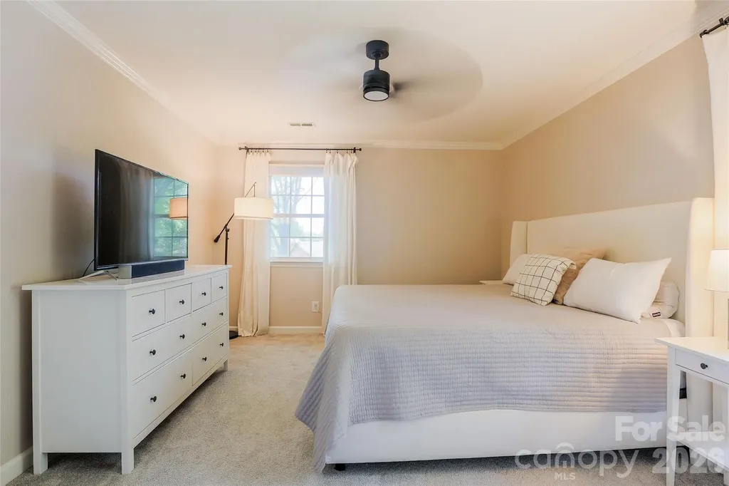 9613 Fairmead Drive Charlotte NC 28269
