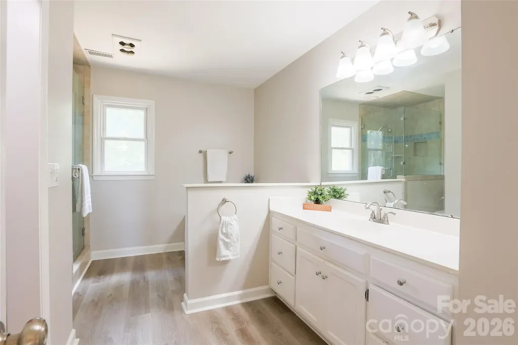 9613 Fairmead Drive Charlotte NC 28269