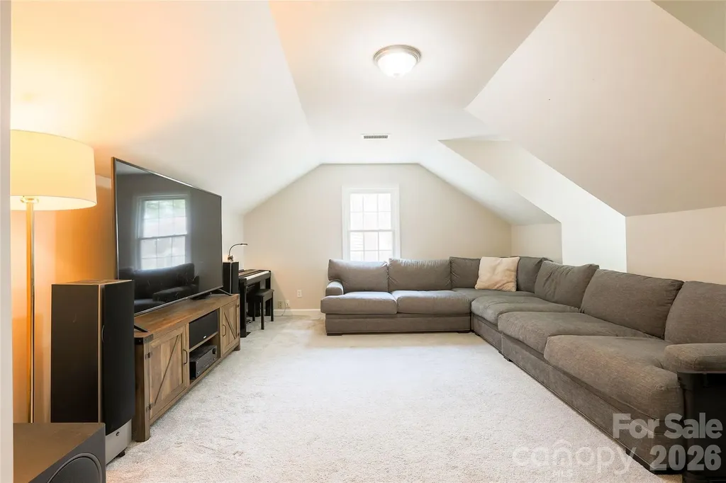 9613 Fairmead Drive Charlotte NC 28269
