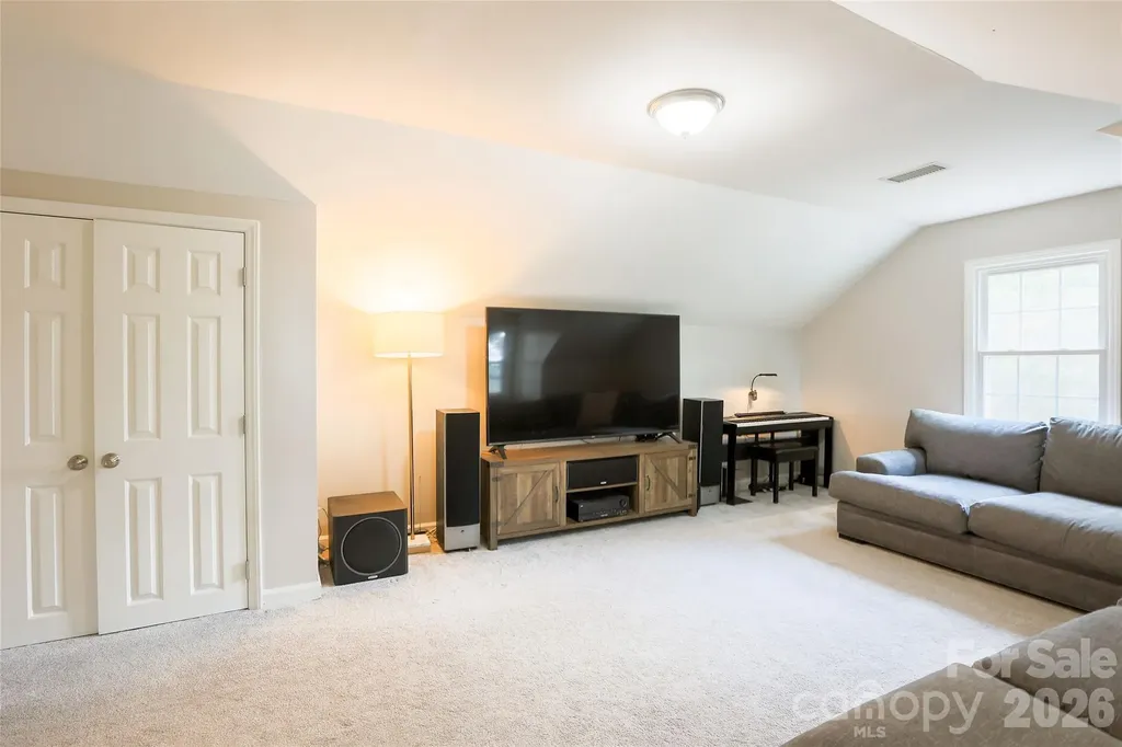 9613 Fairmead Drive Charlotte NC 28269