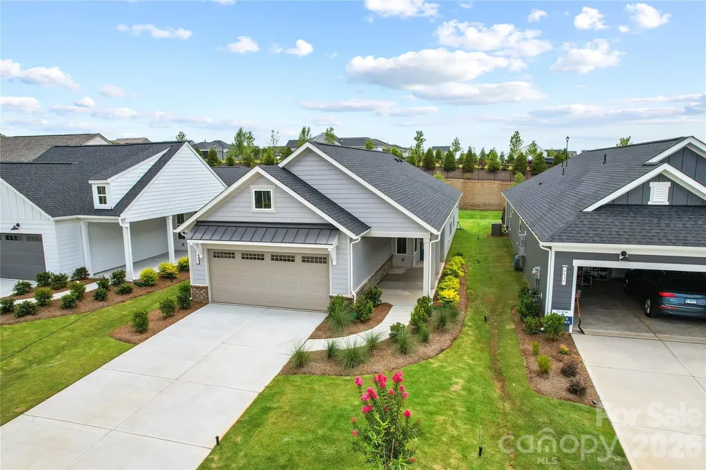 2637 Headwind Court Belmont NC 28012