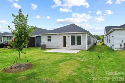 2637 Headwind Court Belmont NC 28012