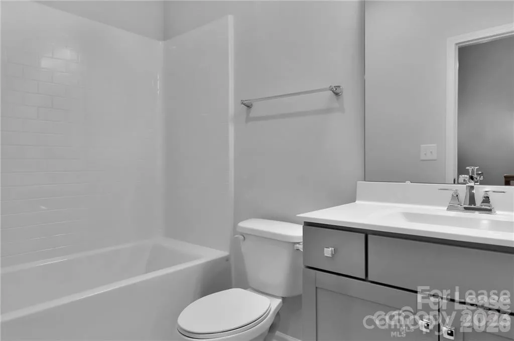 6327 Southgrove Street Charlotte NC 28277