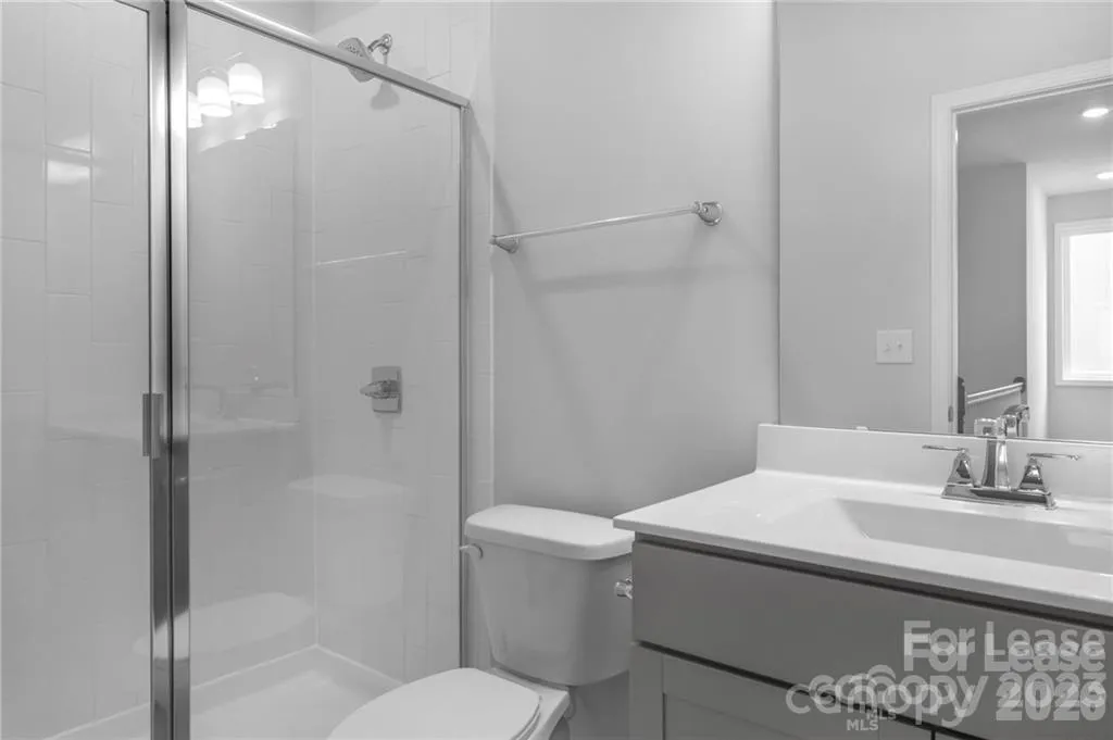 6327 Southgrove Street Charlotte NC 28277