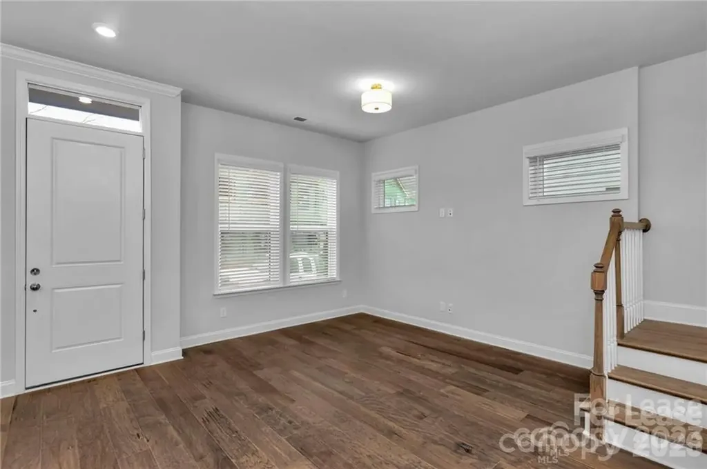 6327 Southgrove Street Charlotte NC 28277