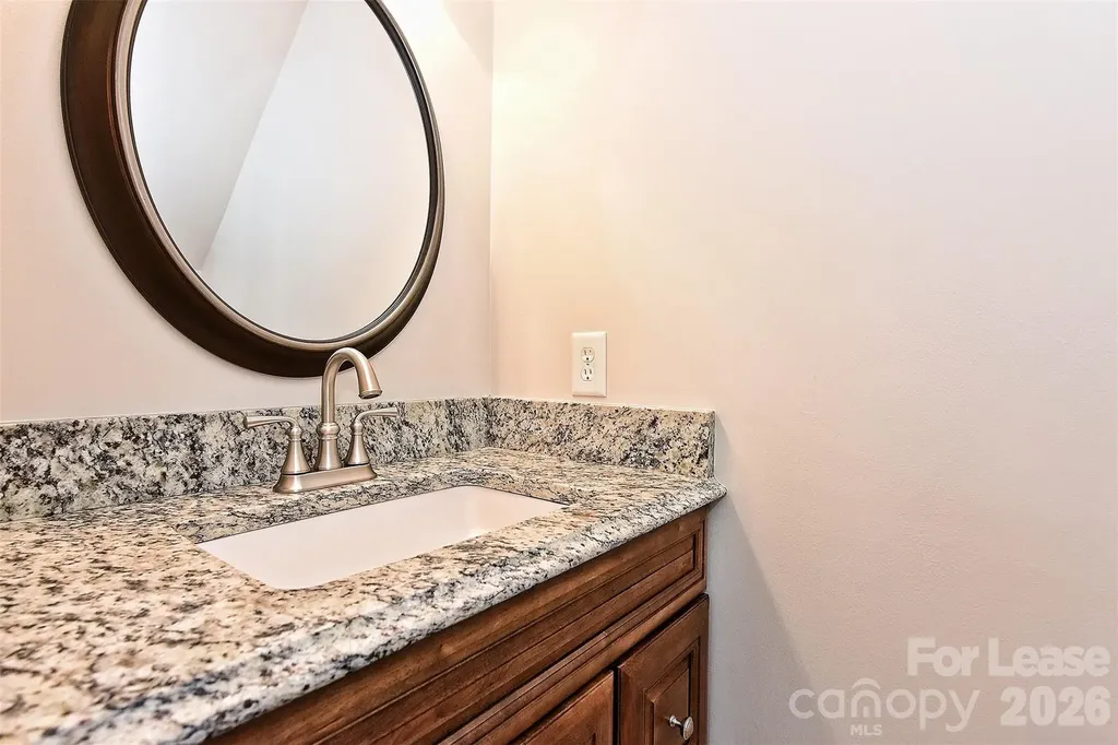 9824 Carson Whitley Avenue Charlotte NC 28277