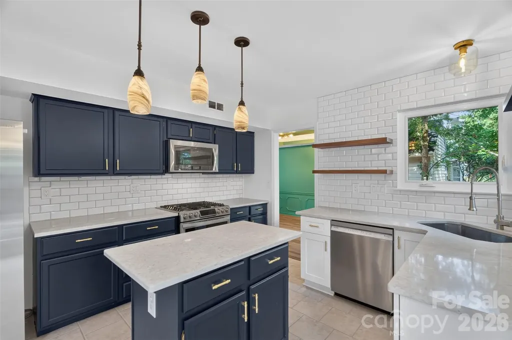 6815 Oldecastle Court Charlotte NC 28277