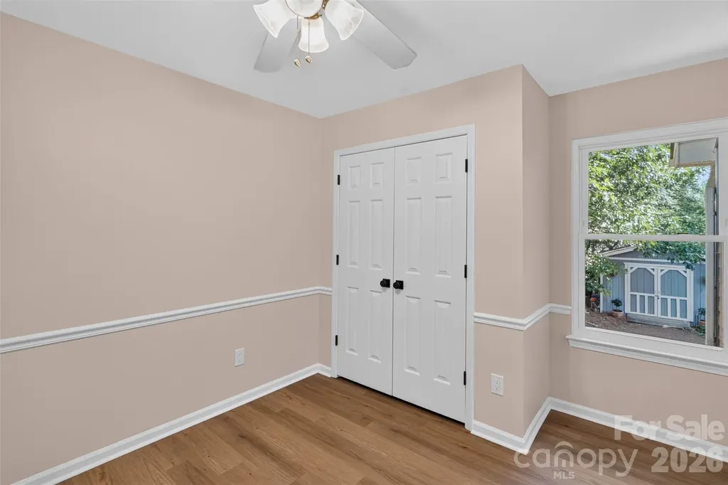 6815 Oldecastle Court Charlotte NC 28277