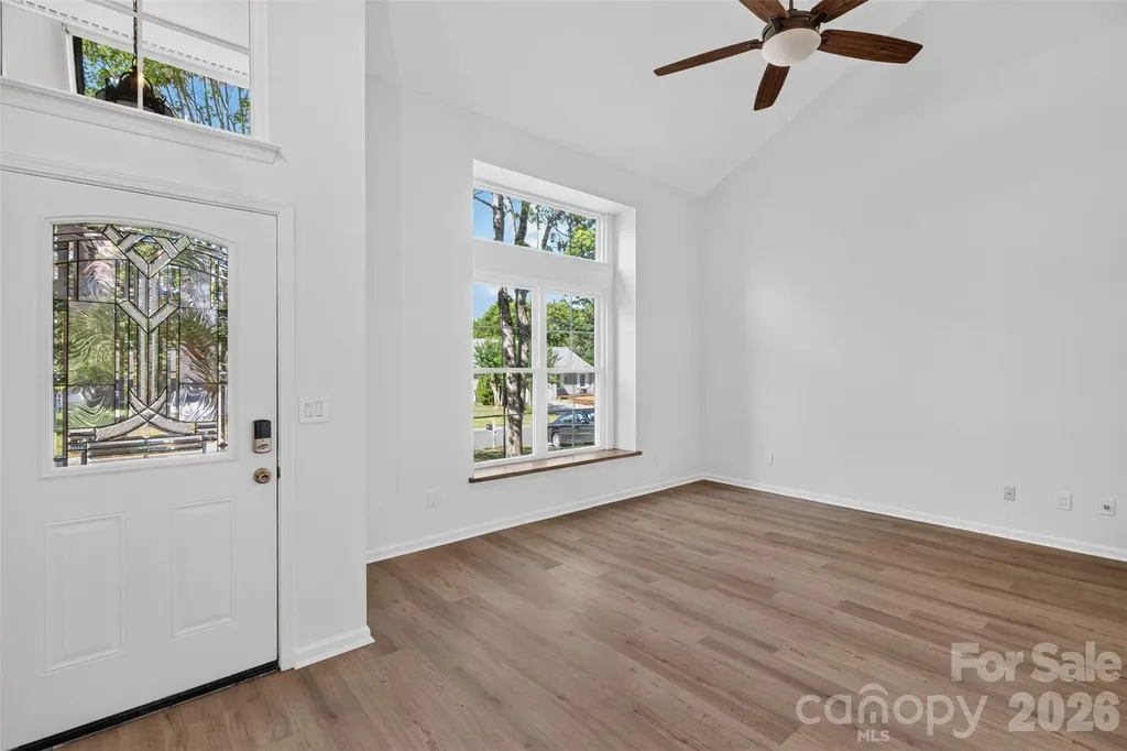 6815 Oldecastle Court Charlotte NC 28277