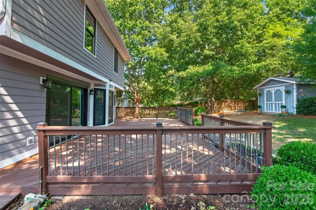 6815 Oldecastle Court Charlotte NC 28277