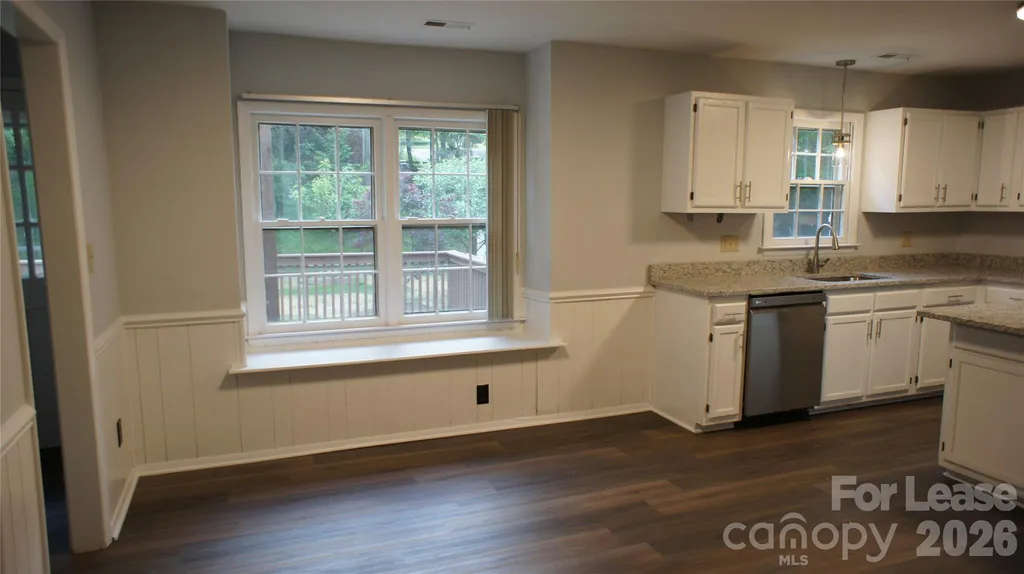 10000 Ridgemore Drive Charlotte NC 28277