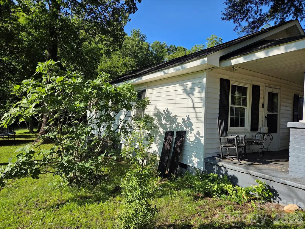 174 Cannon Avenue NW Concord NC 28025