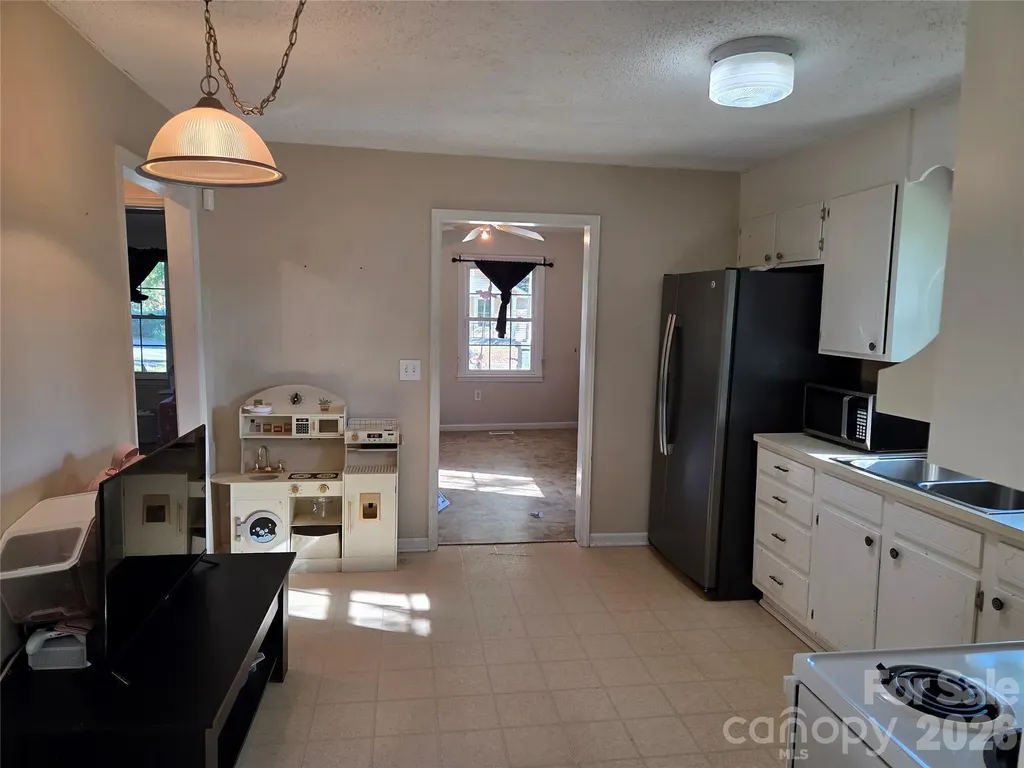 174 Cannon Avenue NW Concord NC 28025