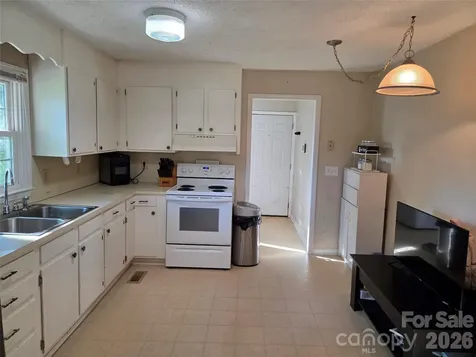 174 Cannon Avenue NW Concord NC 28025