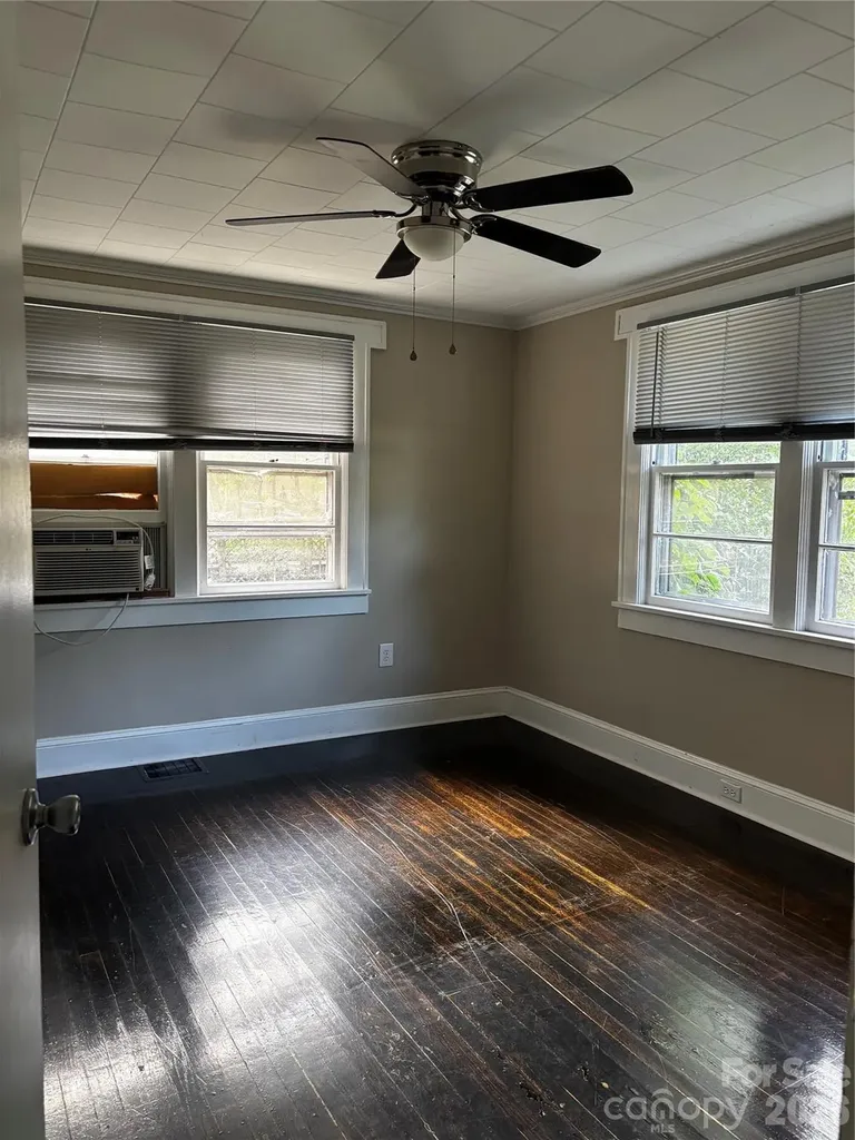 907 Maple Avenue Salisbury NC 28144