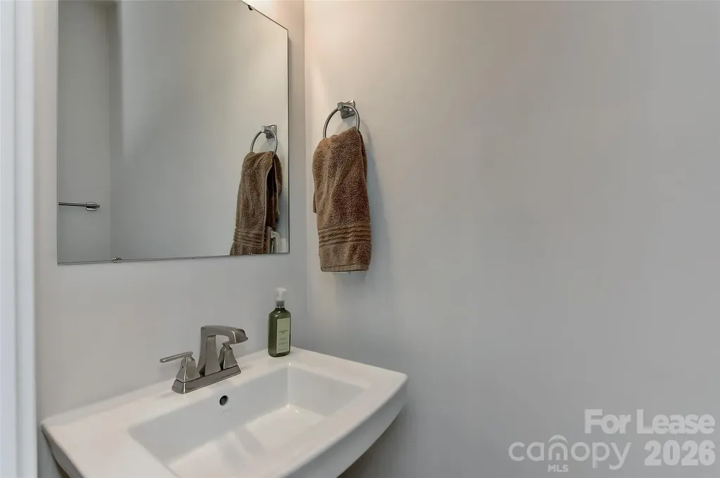 421 Spearfield Lane Charlotte NC 28205