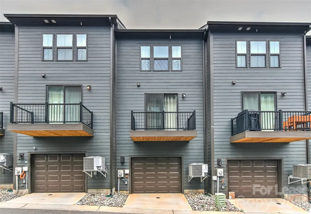 421 Spearfield Lane Charlotte NC 28205