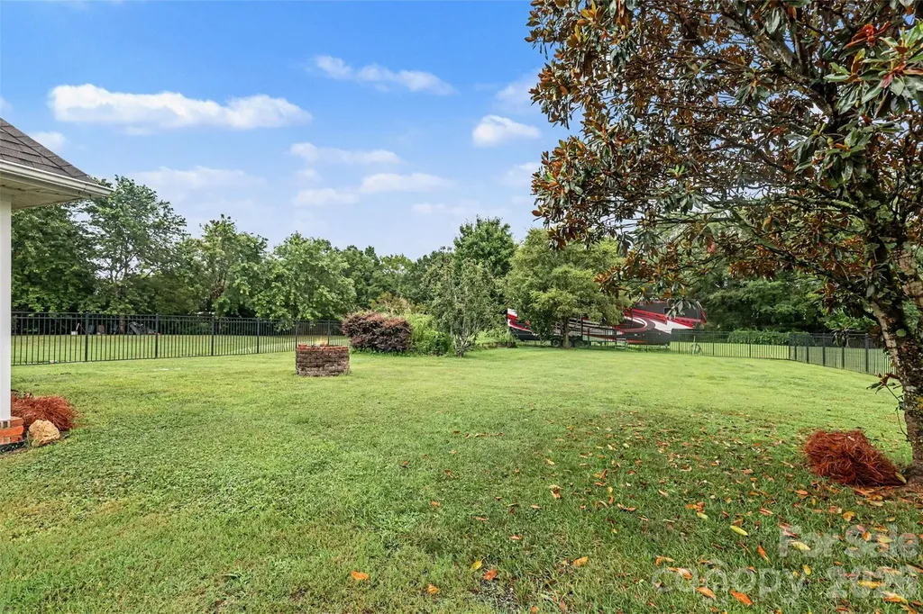 1004 Creekwalk Drive Stanley NC 28164