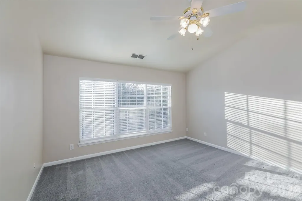 15118 Edindale Drive Charlotte NC 28277