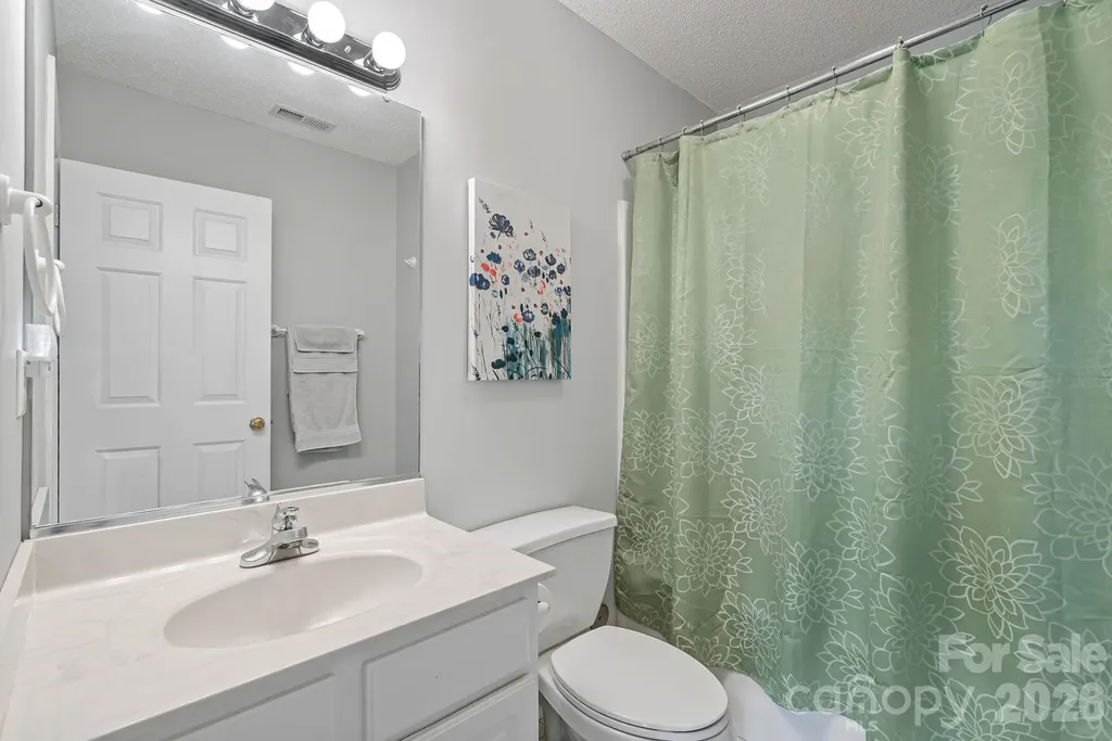 505 Kings Ridge Asheville NC 28804