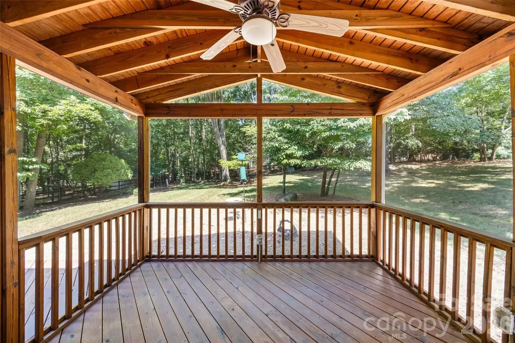 9120 Cameron Wood Drive Charlotte NC 28210