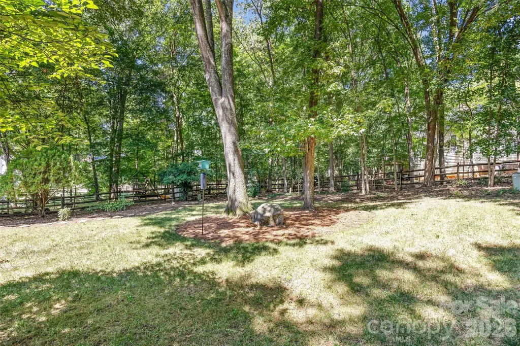 9120 Cameron Wood Drive Charlotte NC 28210